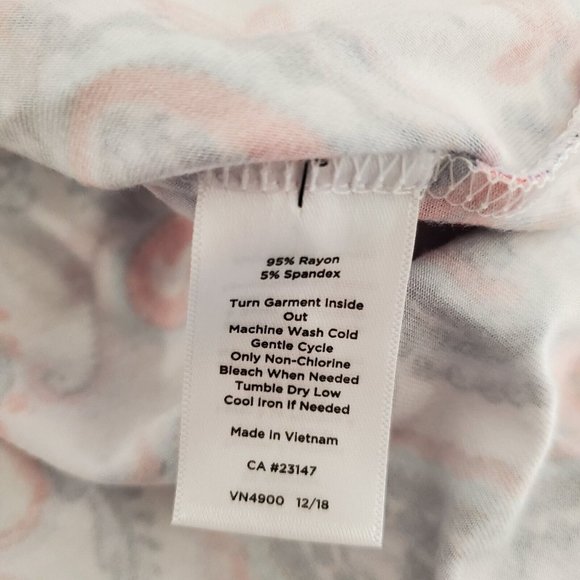 Talbots Womens Paisley Blouse Size M Petite UPF 50 Multicolor V Neck Long Sleeve - Picture 5 of 8